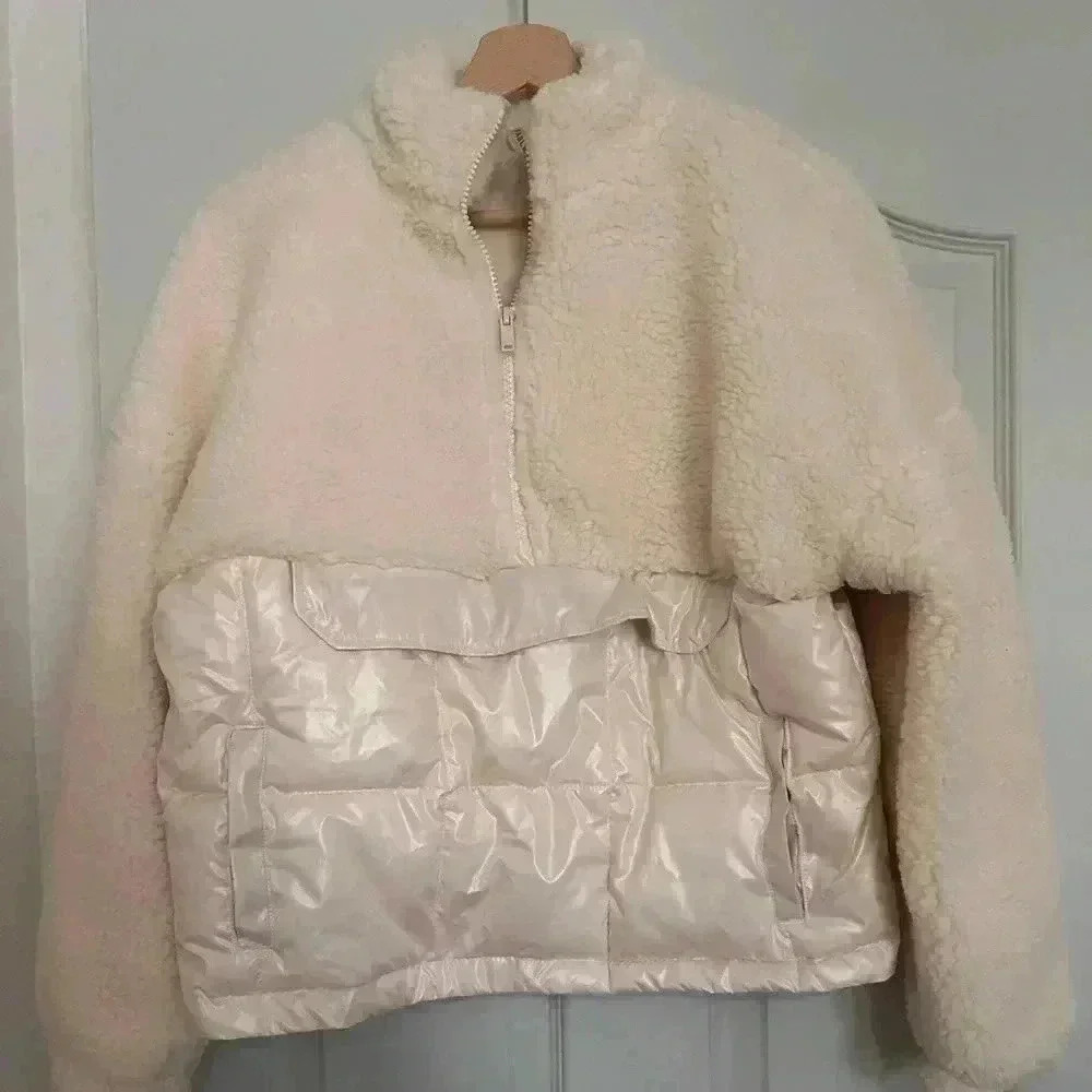 FABLETICS Nelly Mixed Media Half Zip Sherpa Pullover Jacket Quilted Size Small - Picture 2 of 5